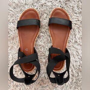 Unisa Black and Brown Strappy Sandals